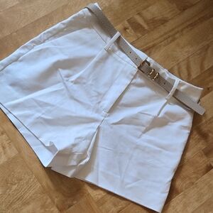 White High-Rise Women’s Shorts with Belt From Zara Size S
